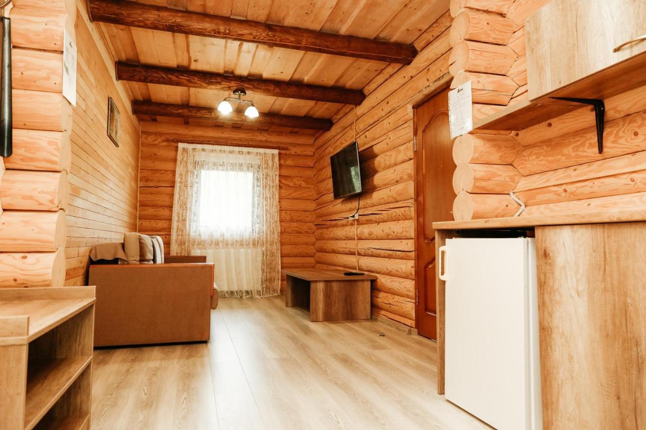 Chudodievo In Chynadievo Mini-Hotel Chynadiyovo Exteriér fotografie