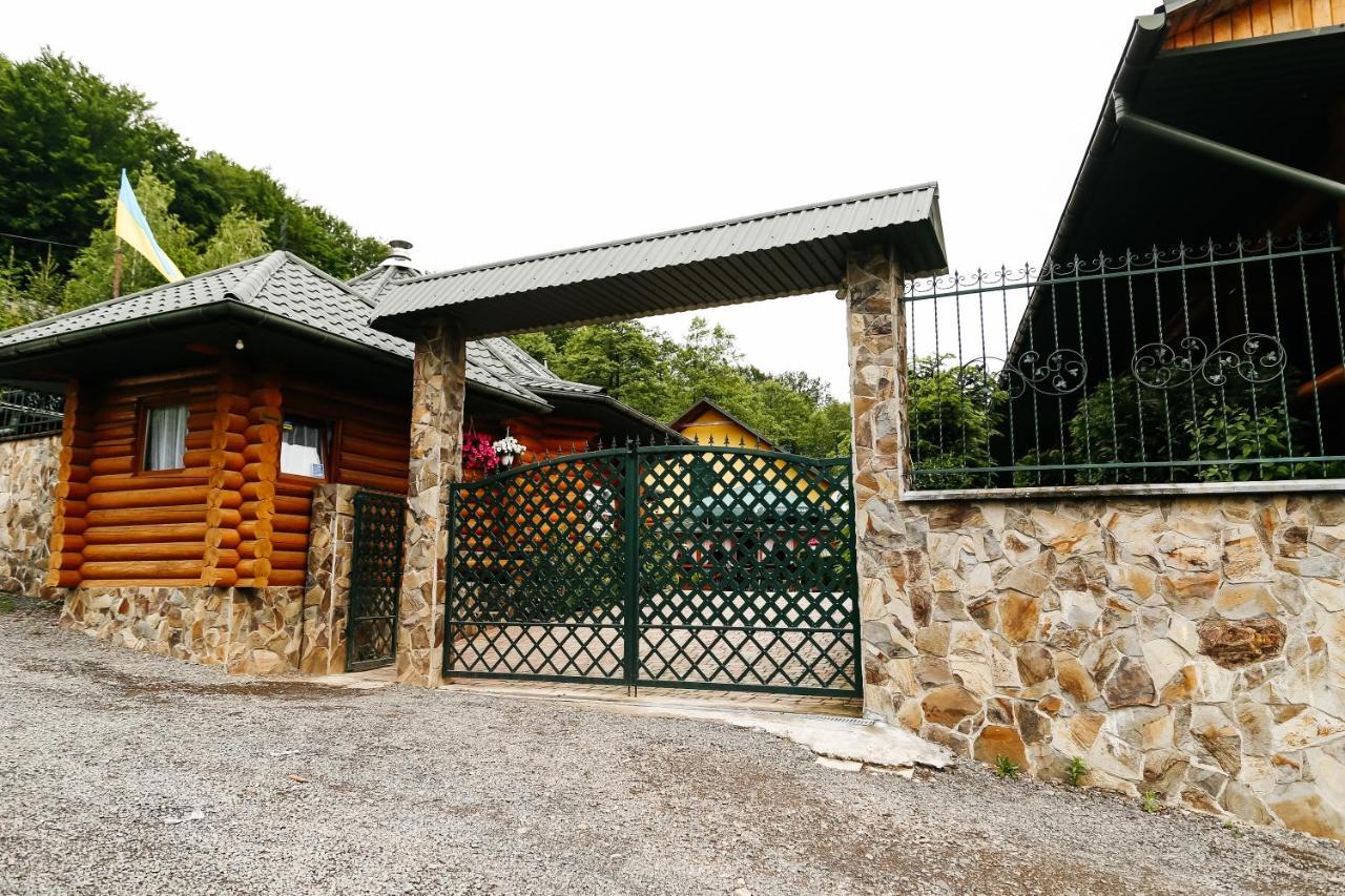 Chudodievo In Chynadievo Mini-Hotel Chynadiyovo Exteriér fotografie