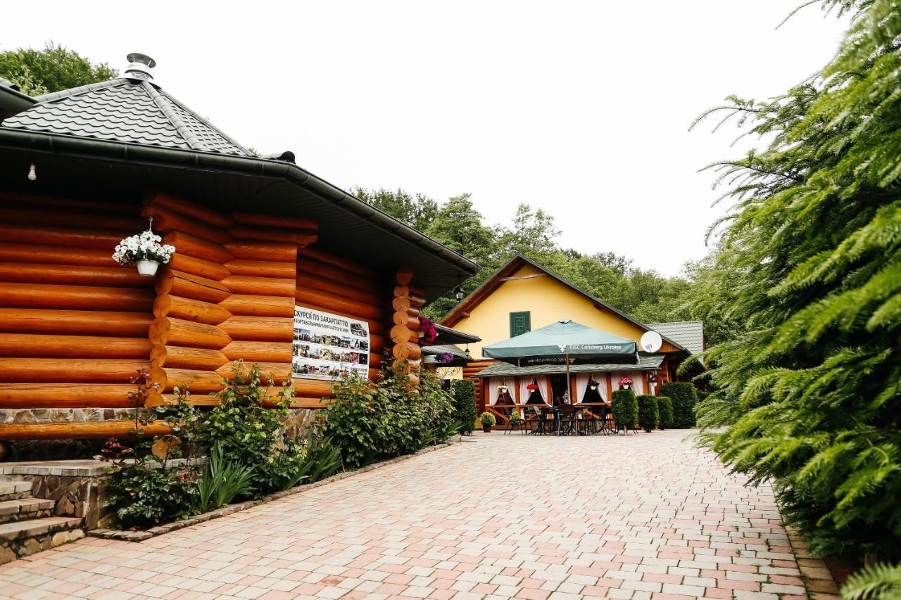 Chudodievo In Chynadievo Mini-Hotel Chynadiyovo Exteriér fotografie